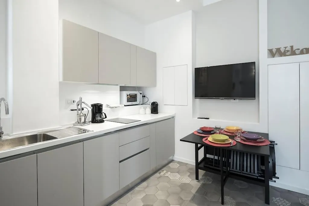 Appartamento Nella Movida Di Isola-Porta Nuova 밀라노 0*,